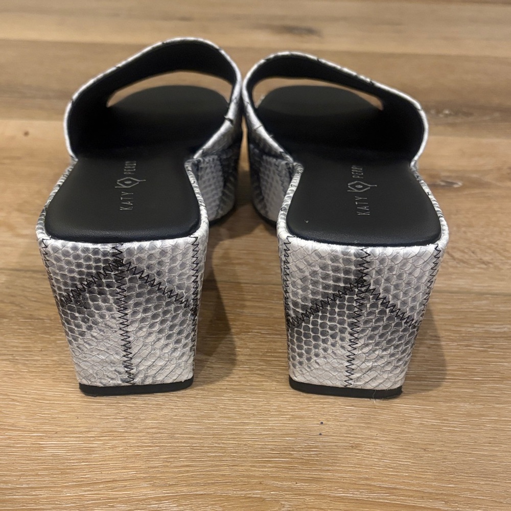 Katy Perry Collections Snakeskin Platform Sandals - Black and White - Picture 4 of 5